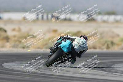 media/Oct-30-2025-Racers Edge (Thu) [[dabbdaf680]]/2-A Group/Session 2 (Turn 5)/